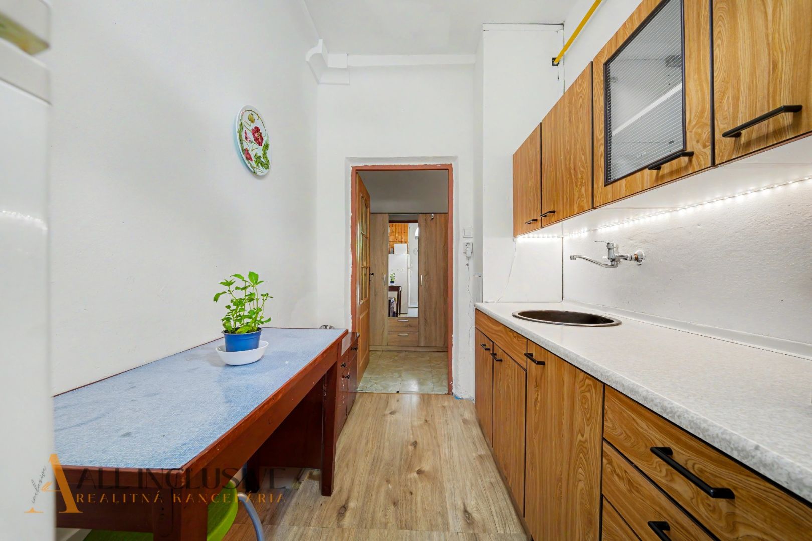 External property image