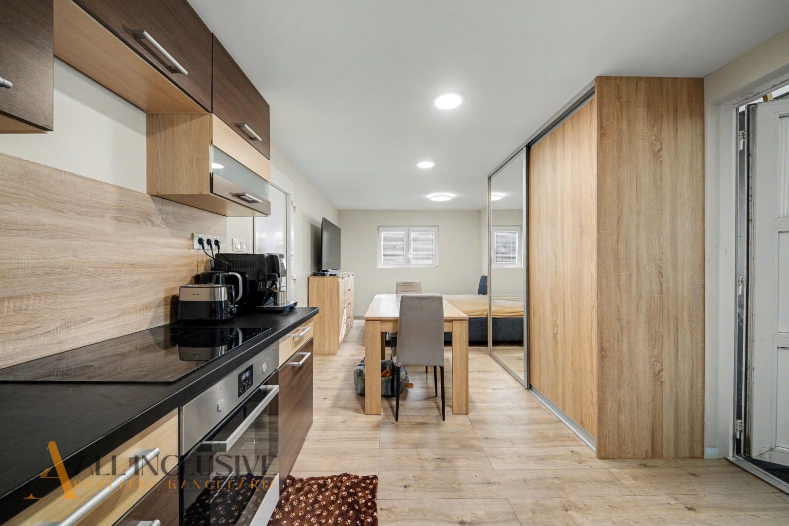 External property image