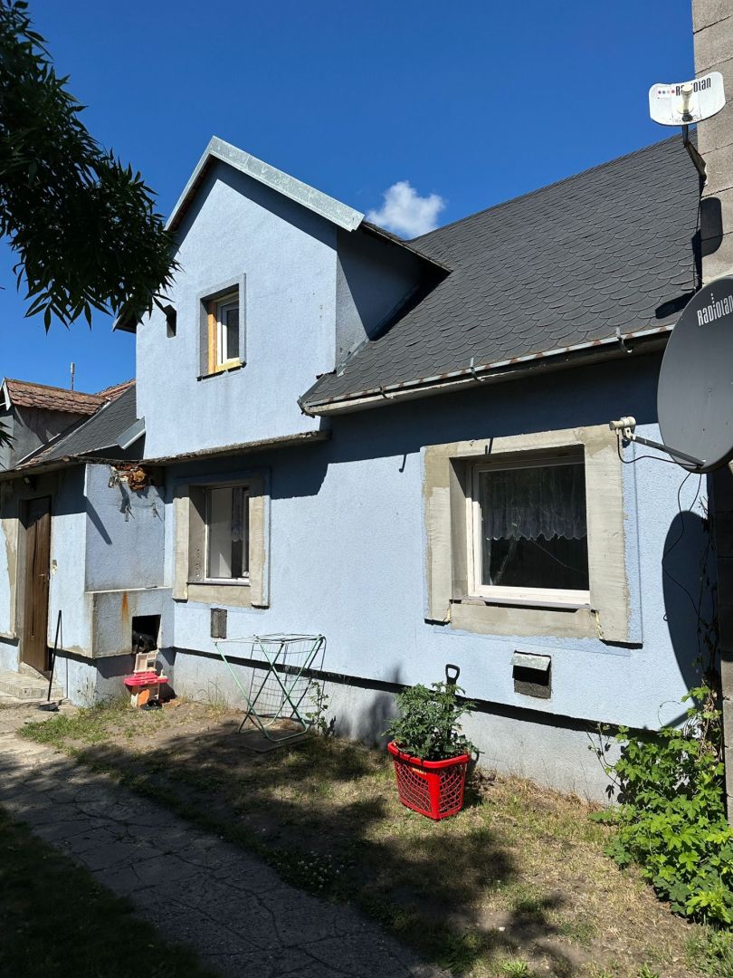 External property image