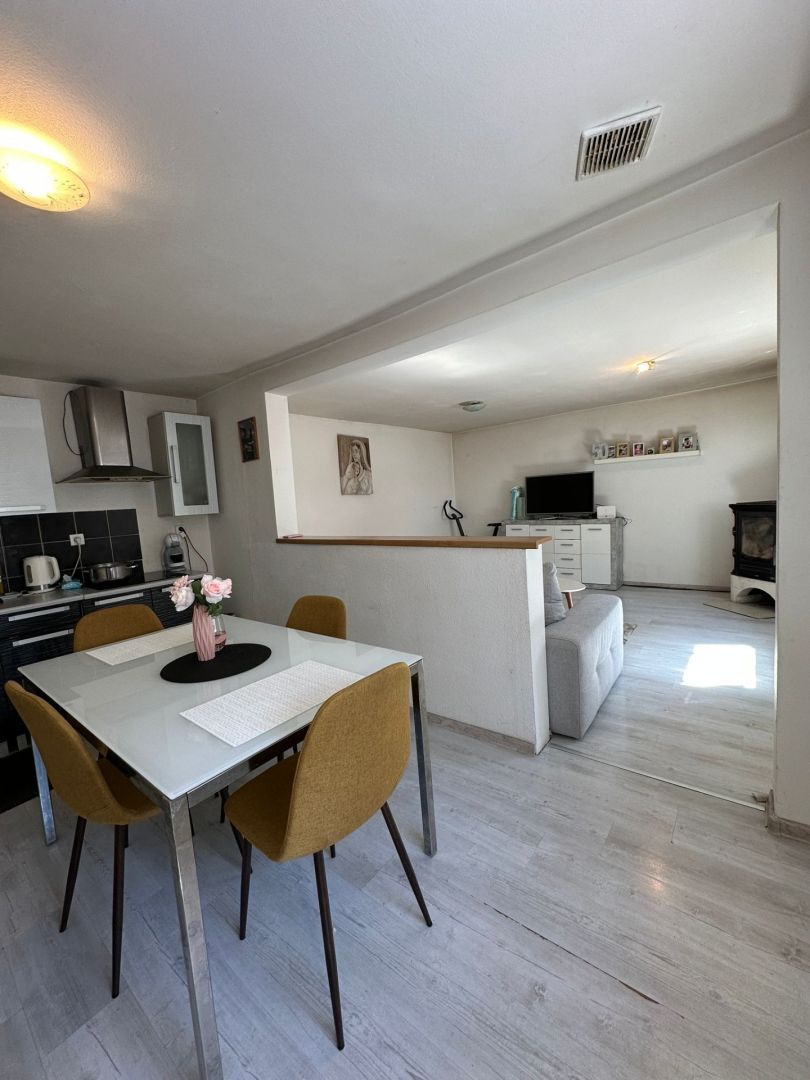 External property image