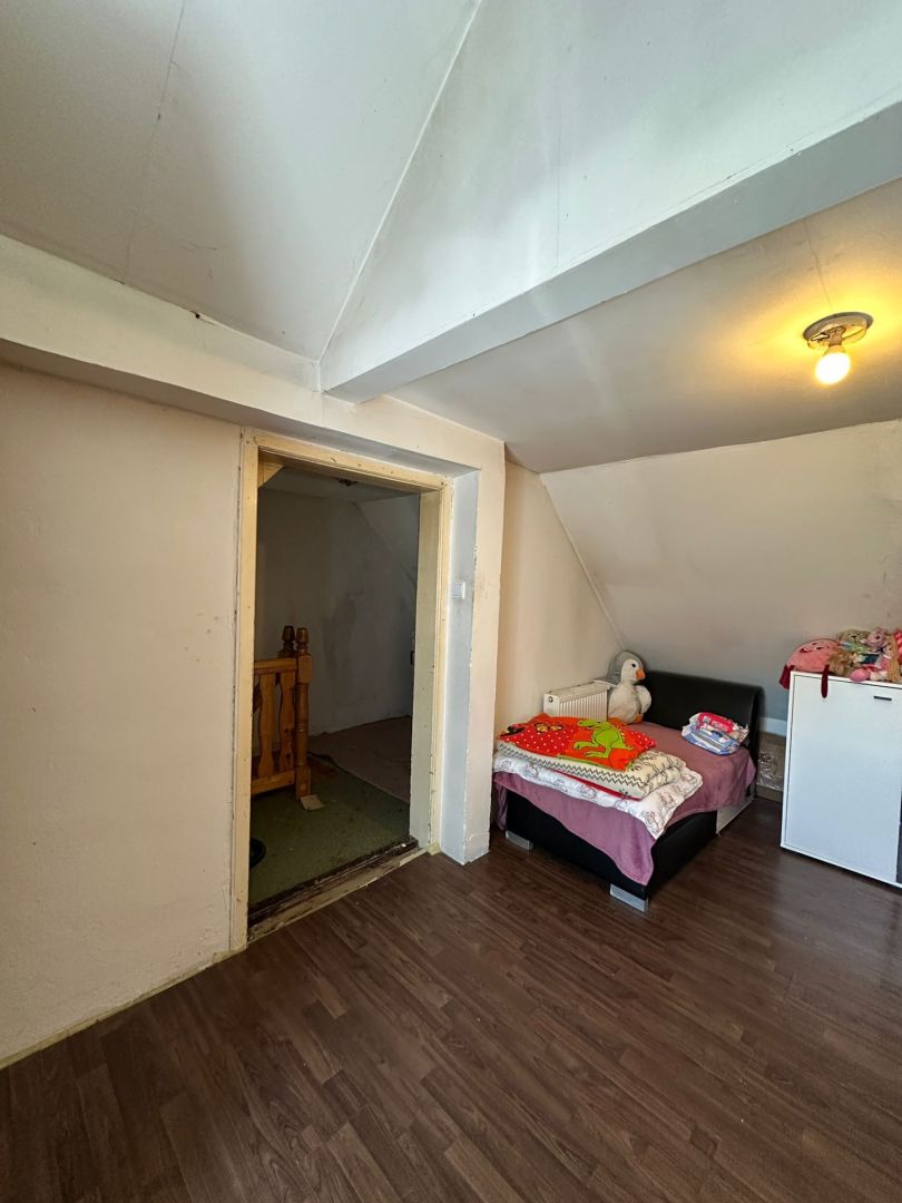 External property image