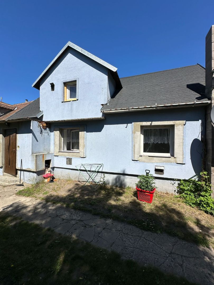 External property image