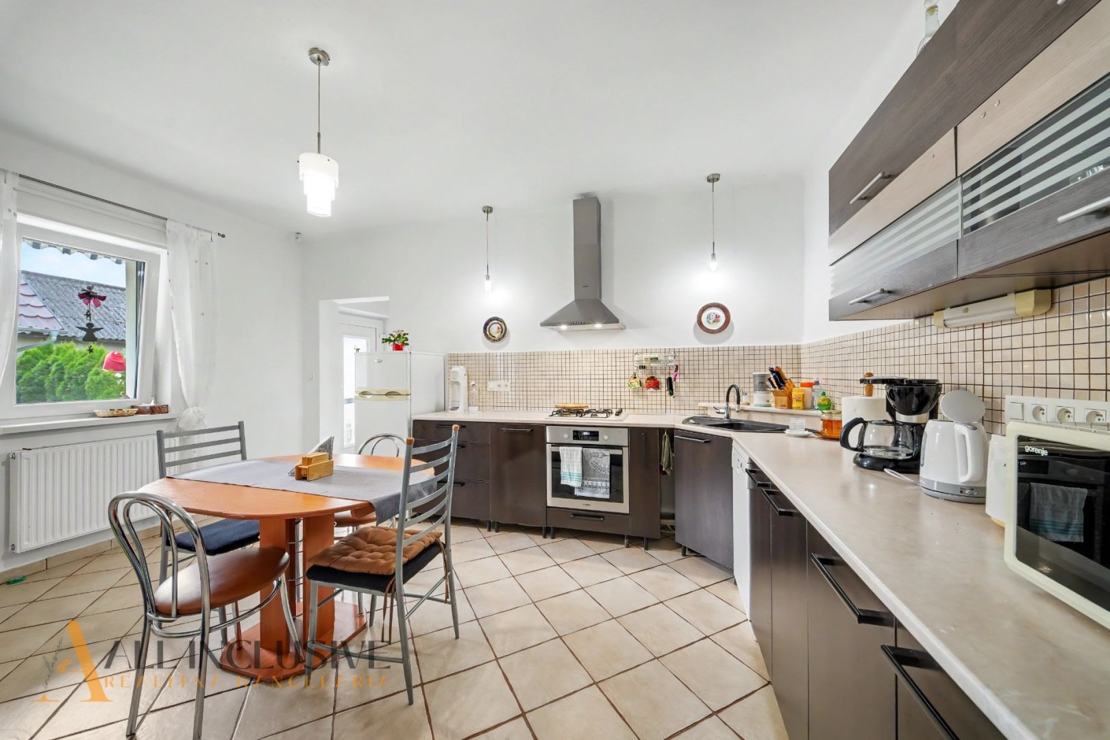 External property image