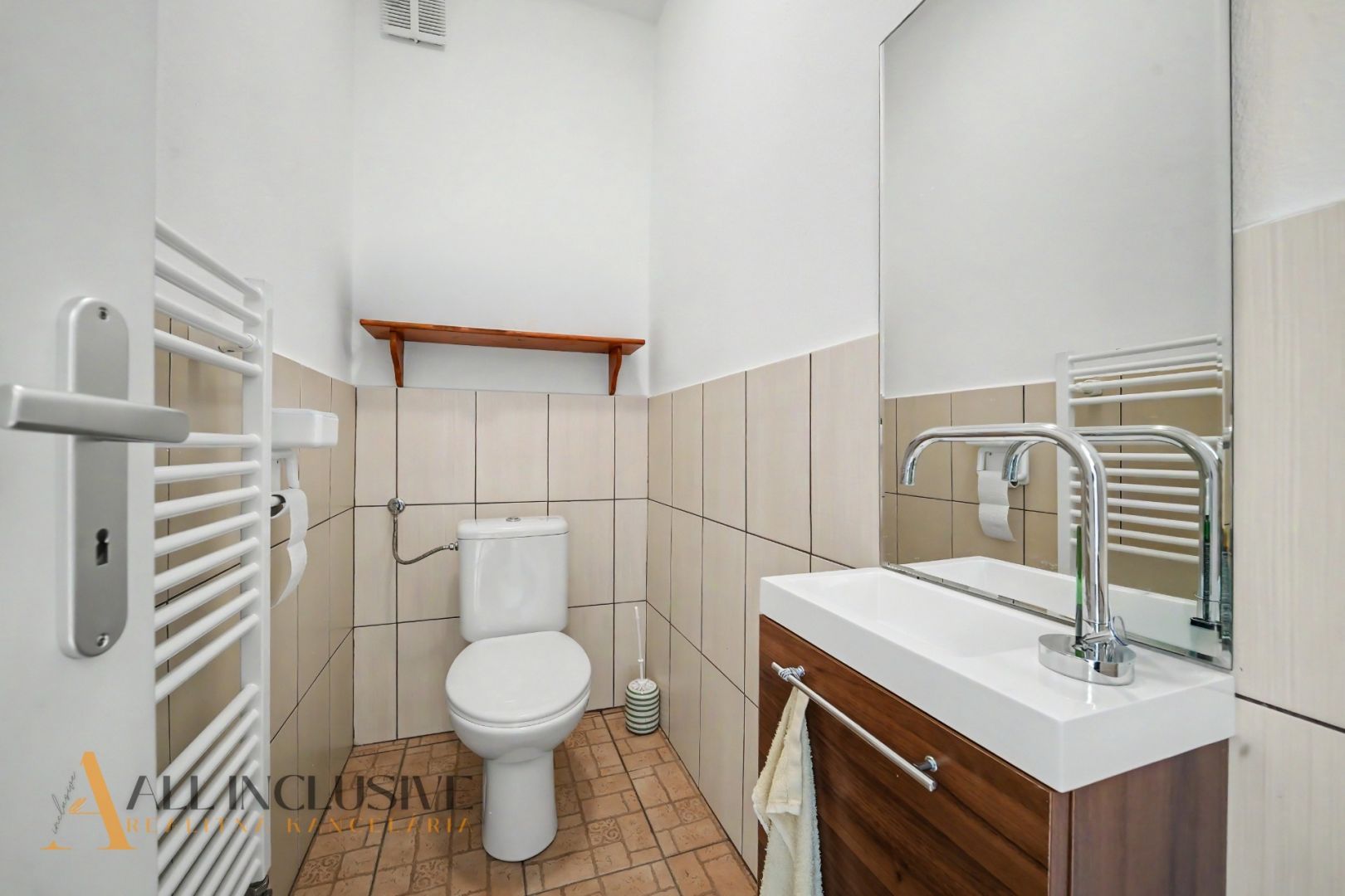 External property image