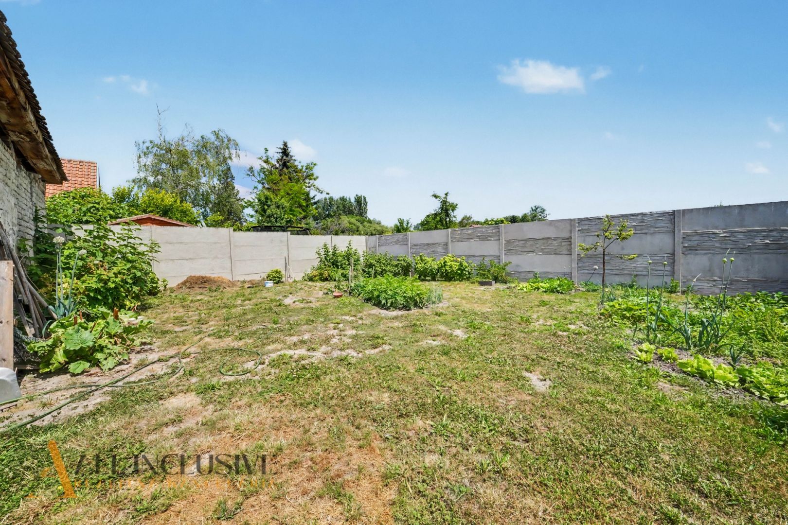 External property image