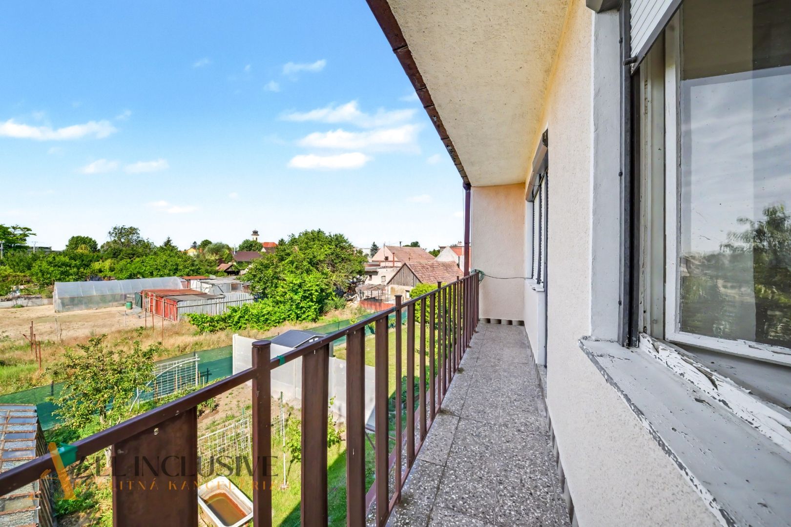 External property image
