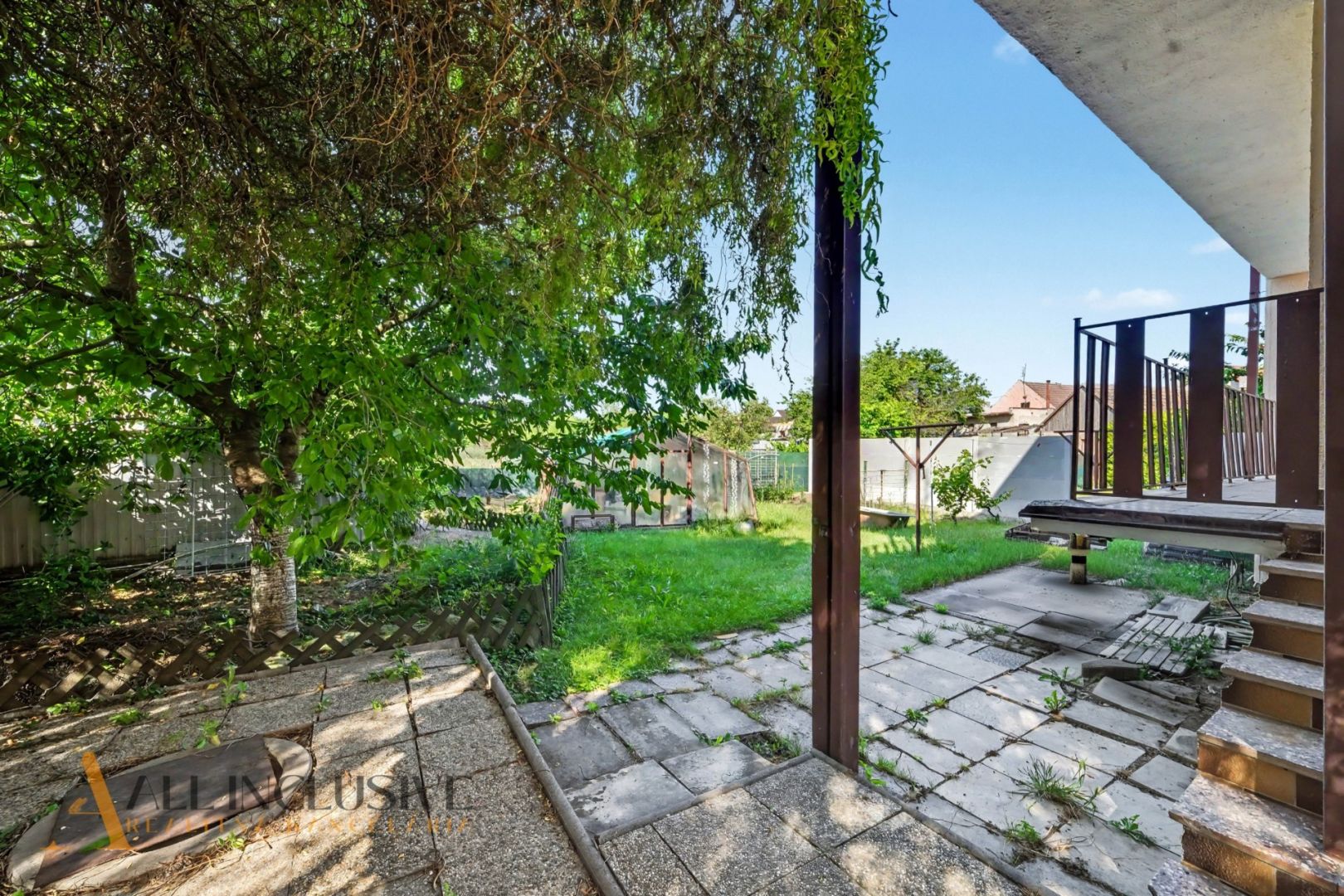 External property image