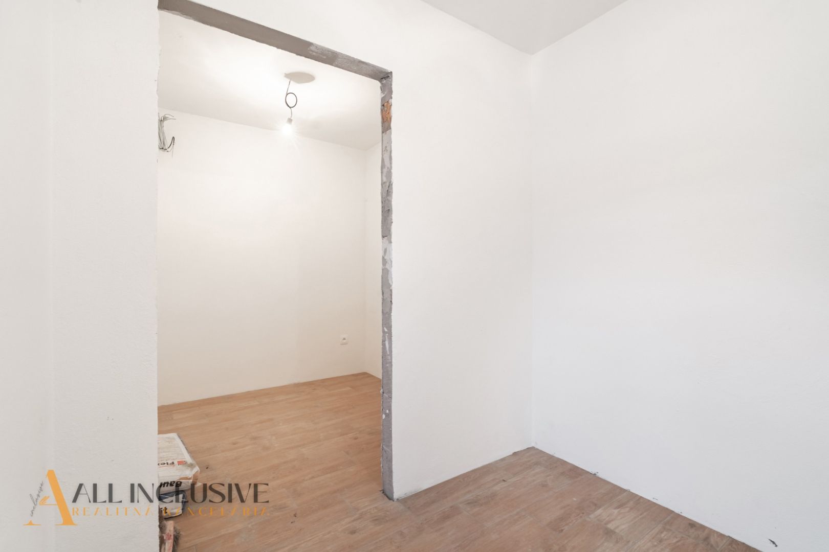 External property image