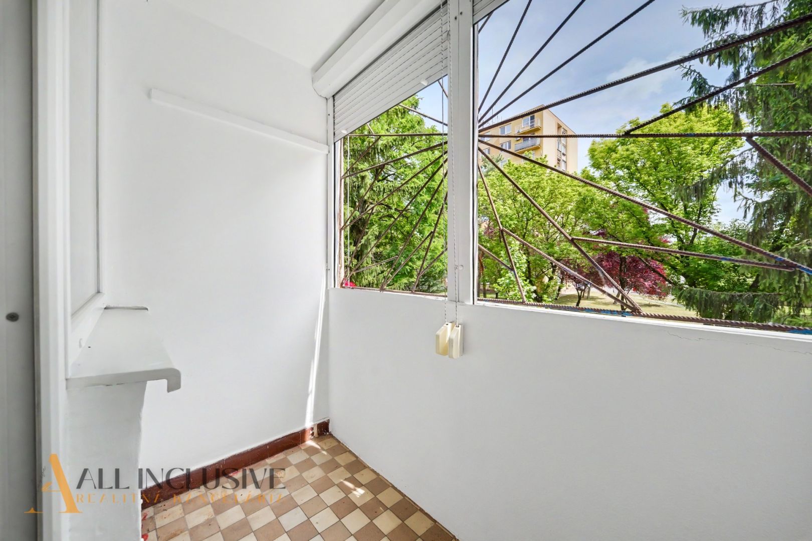 External property image