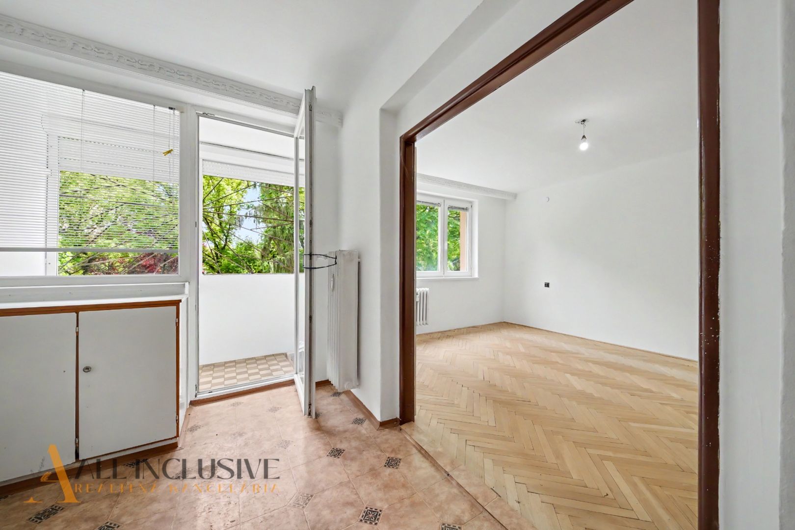 External property image