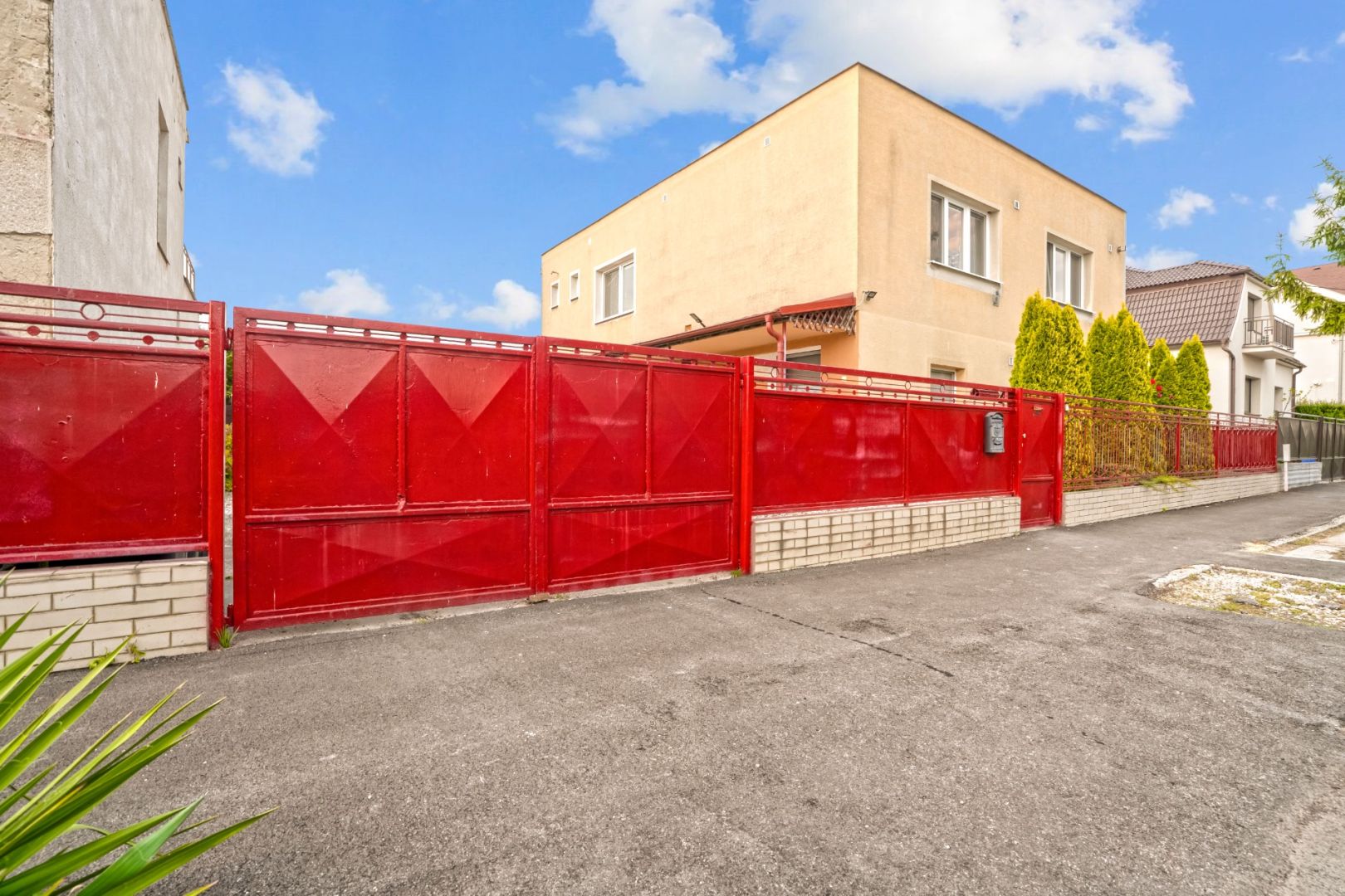External property image