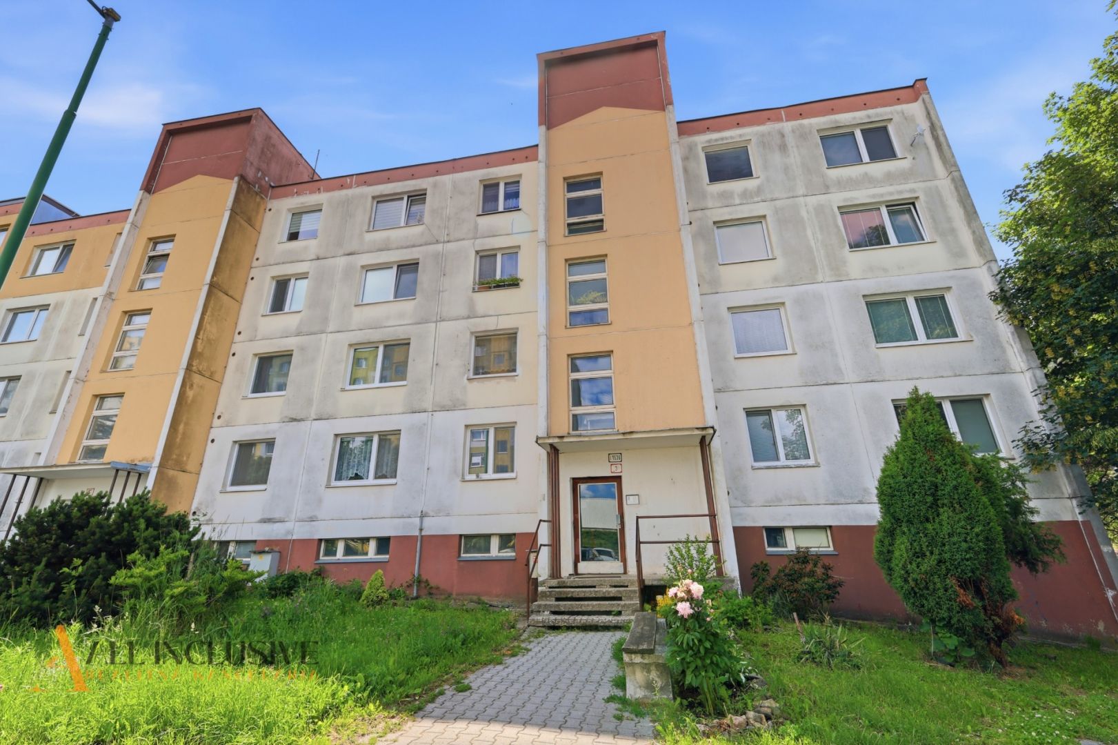 External property image