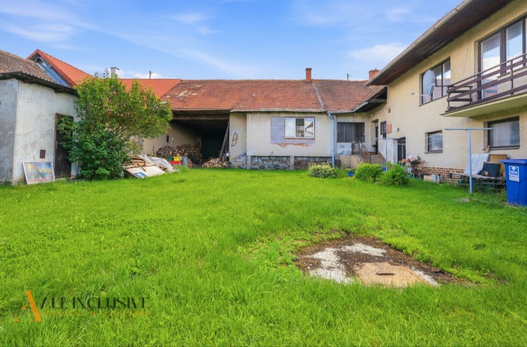 External property image