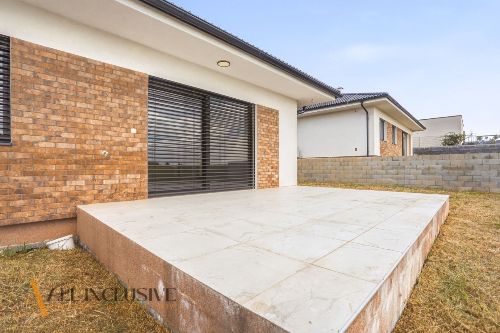 External property image