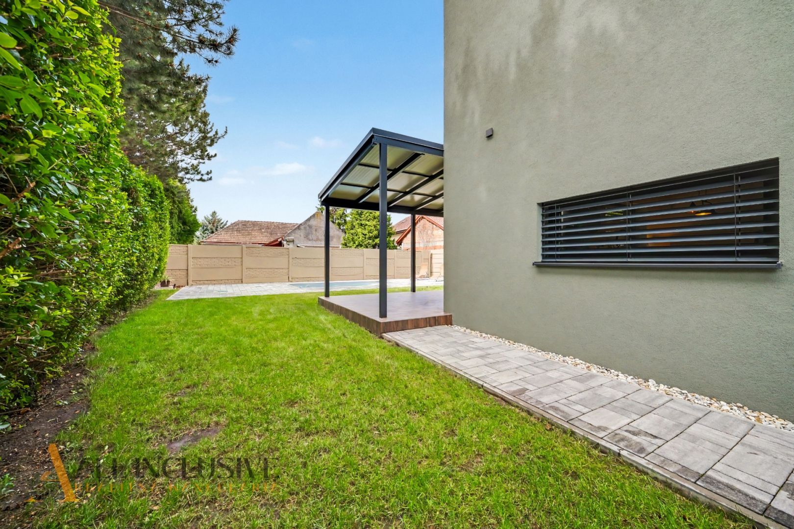 External property image