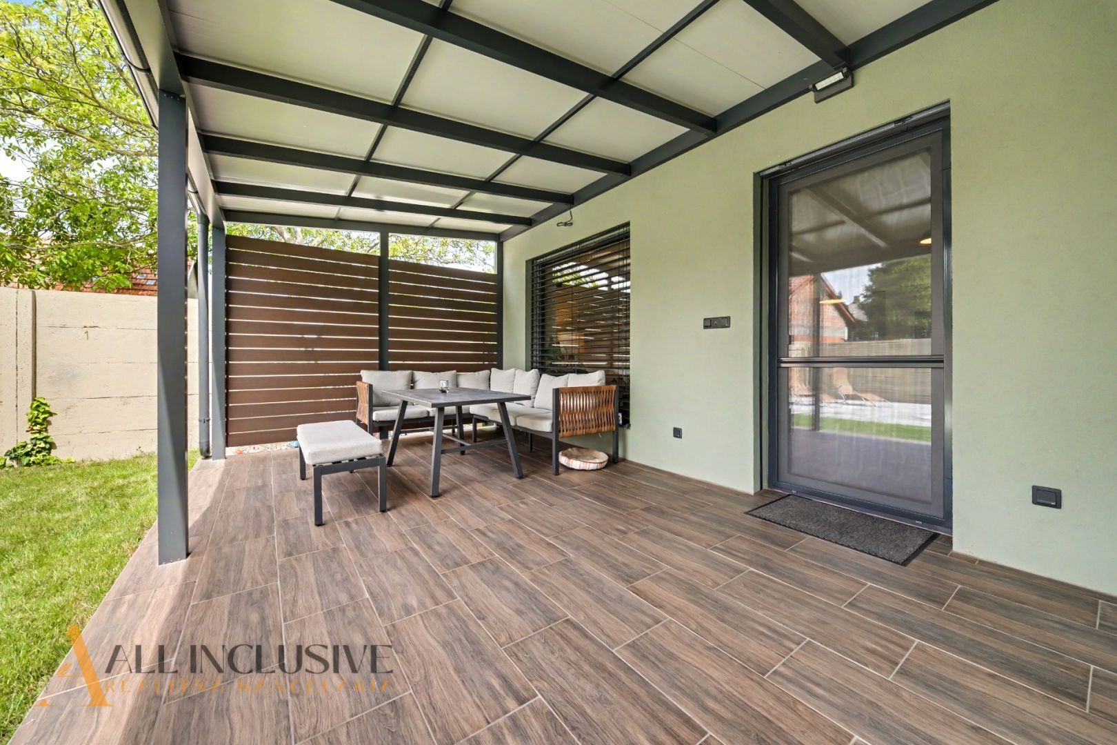 External property image
