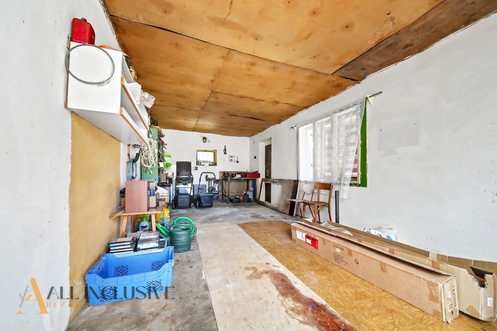 External property image