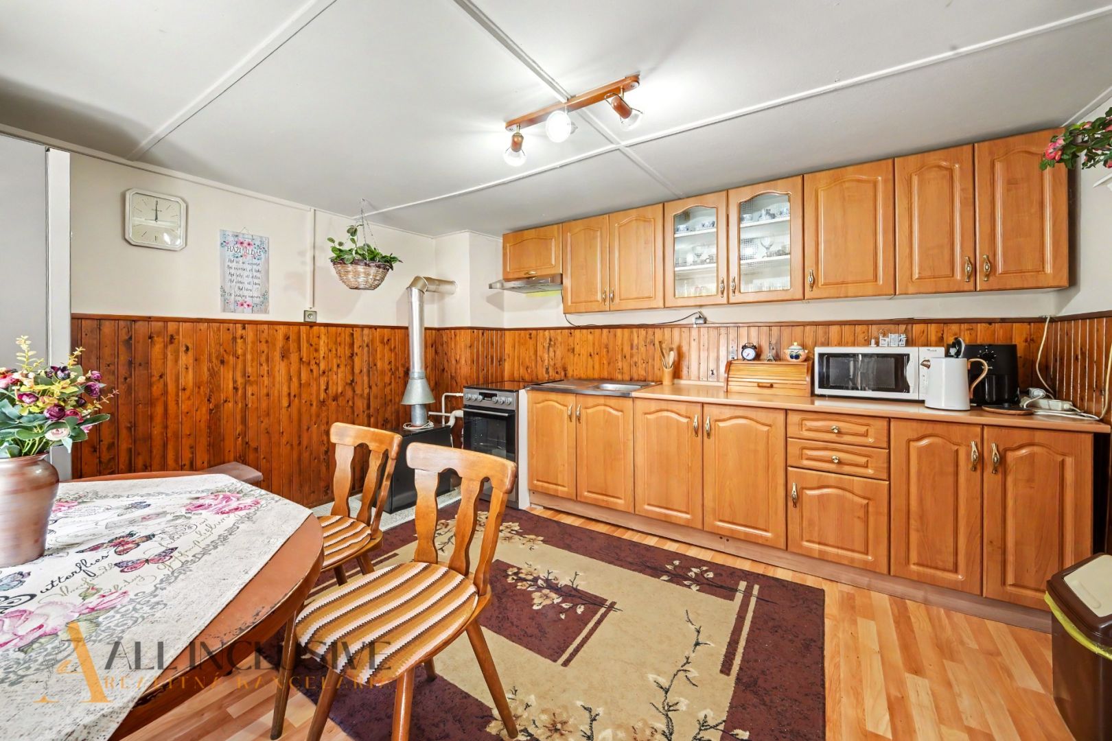 External property image
