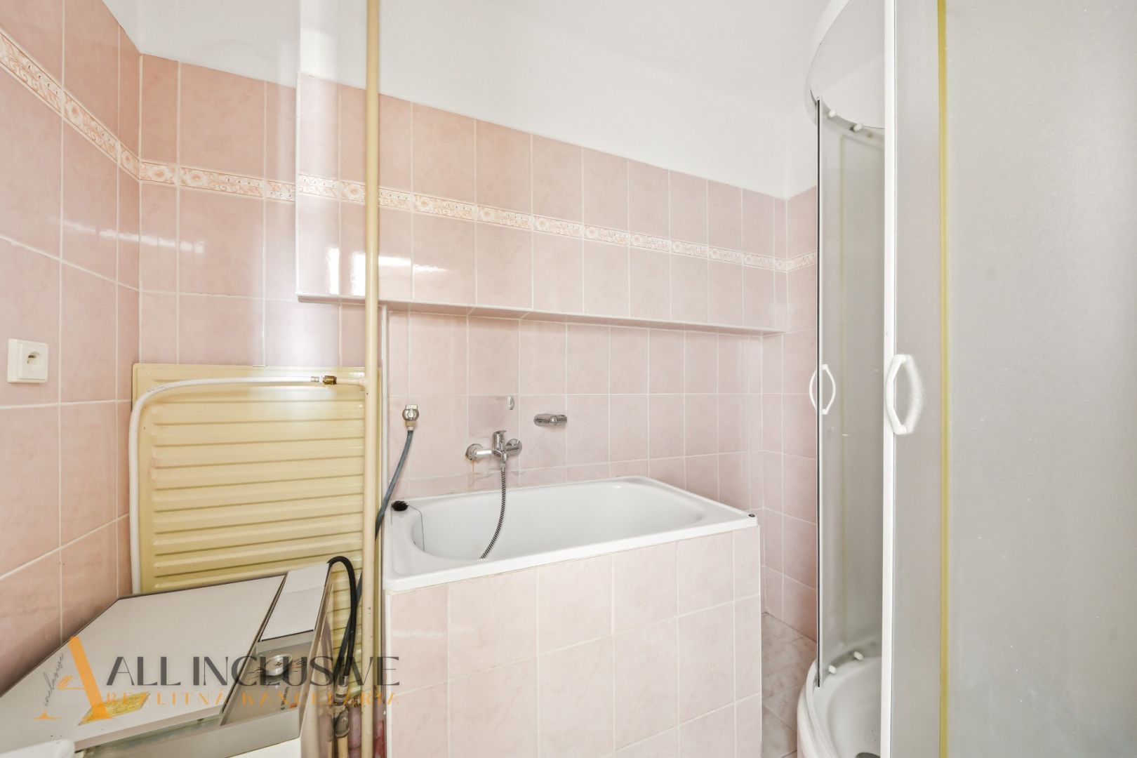 External property image