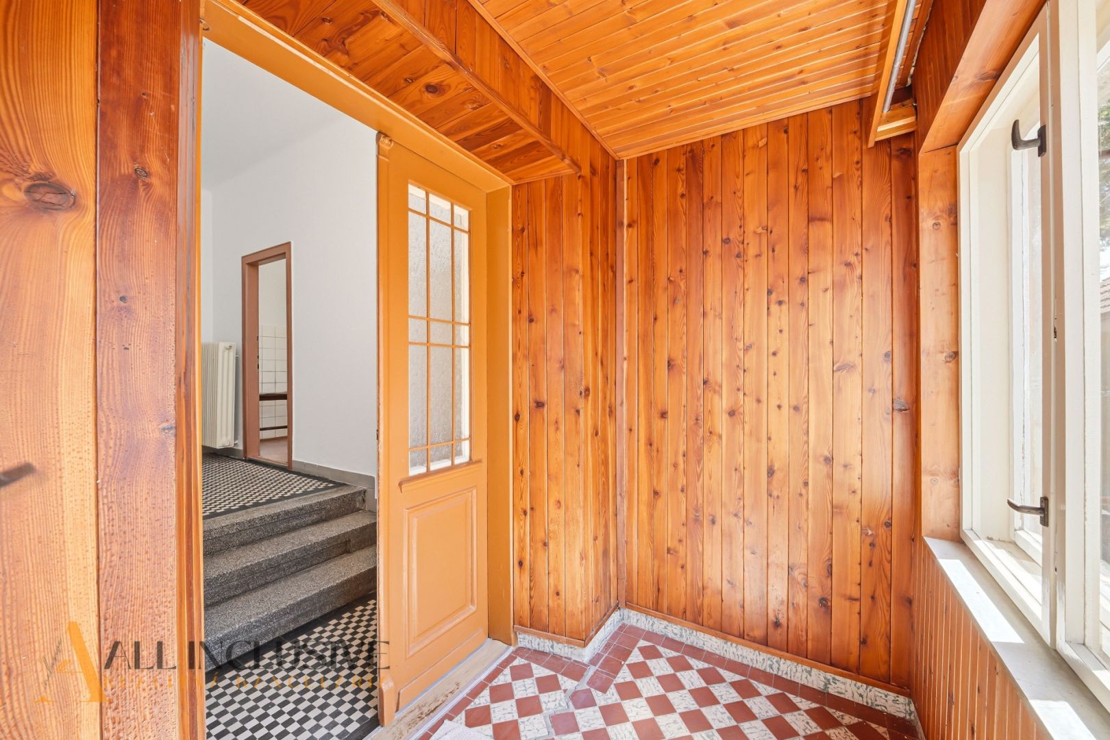 External property image