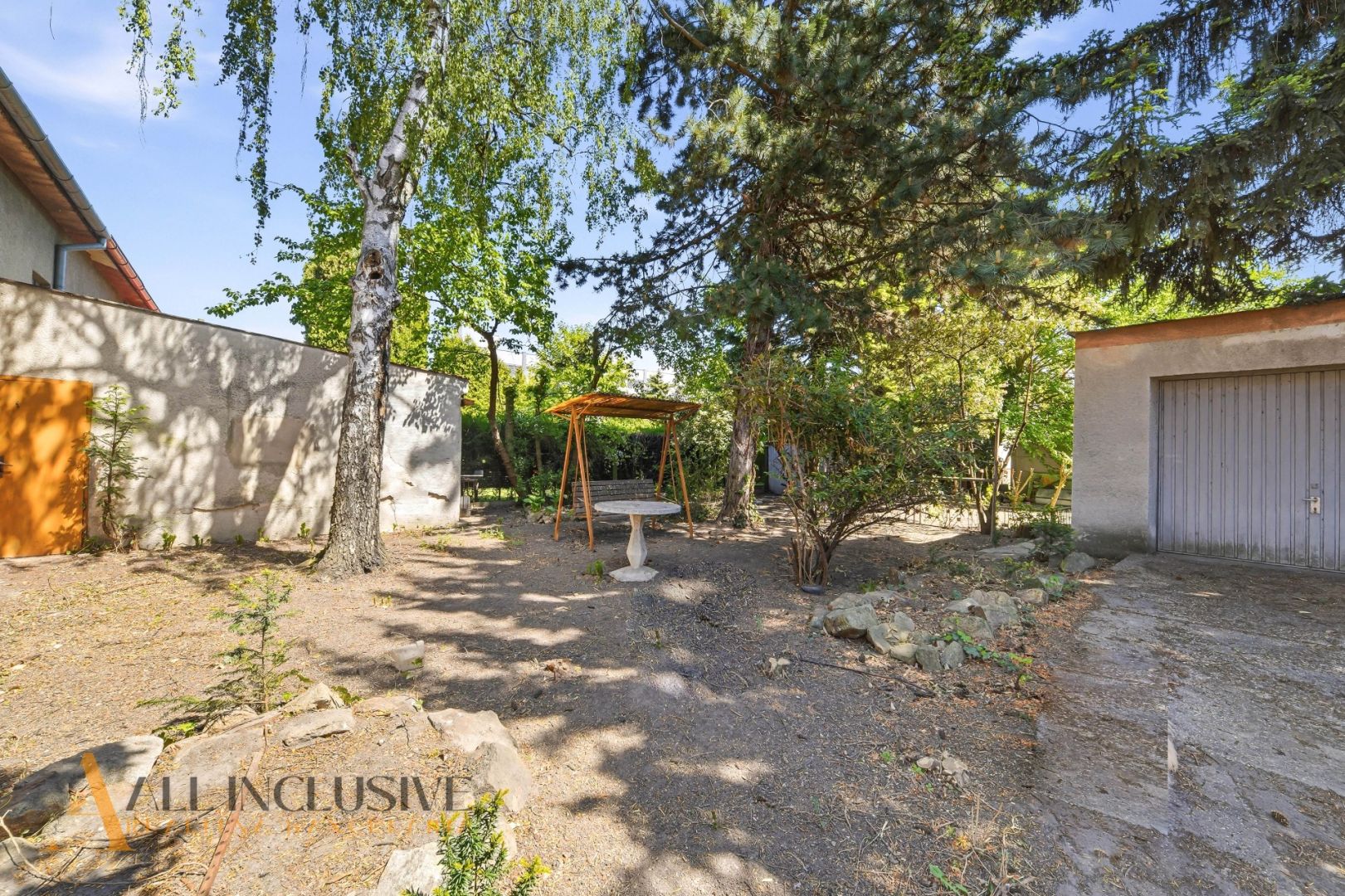 External property image