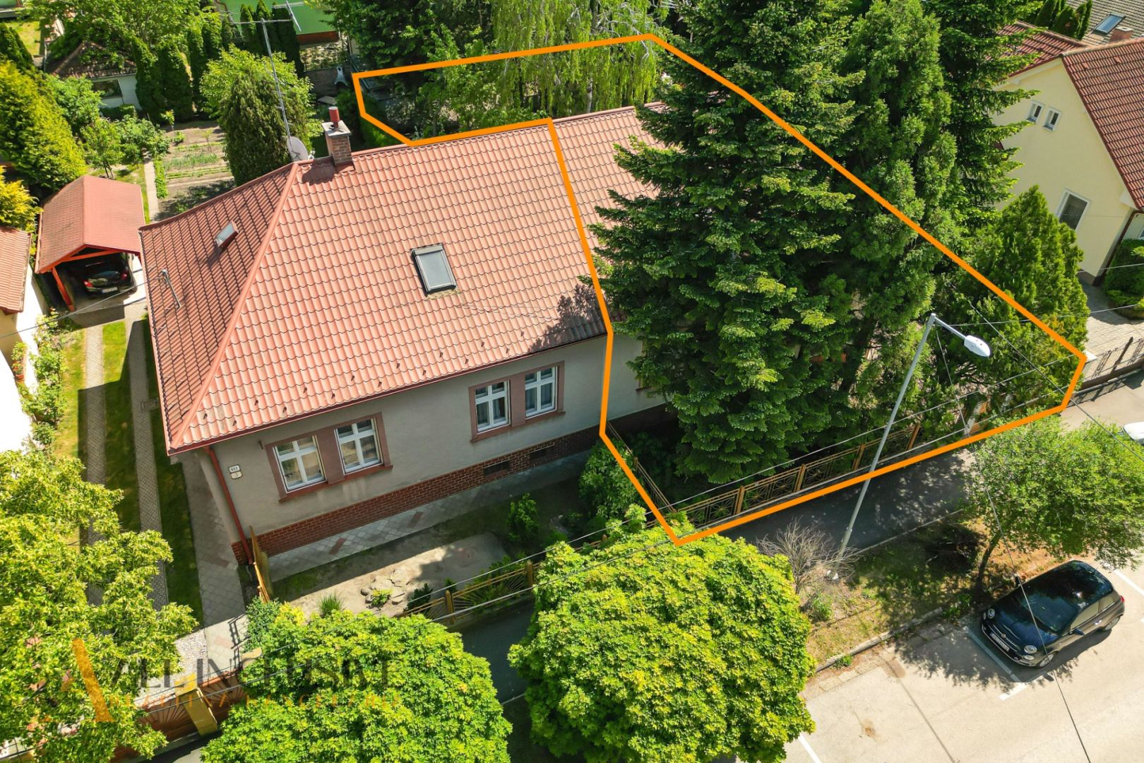 External property image