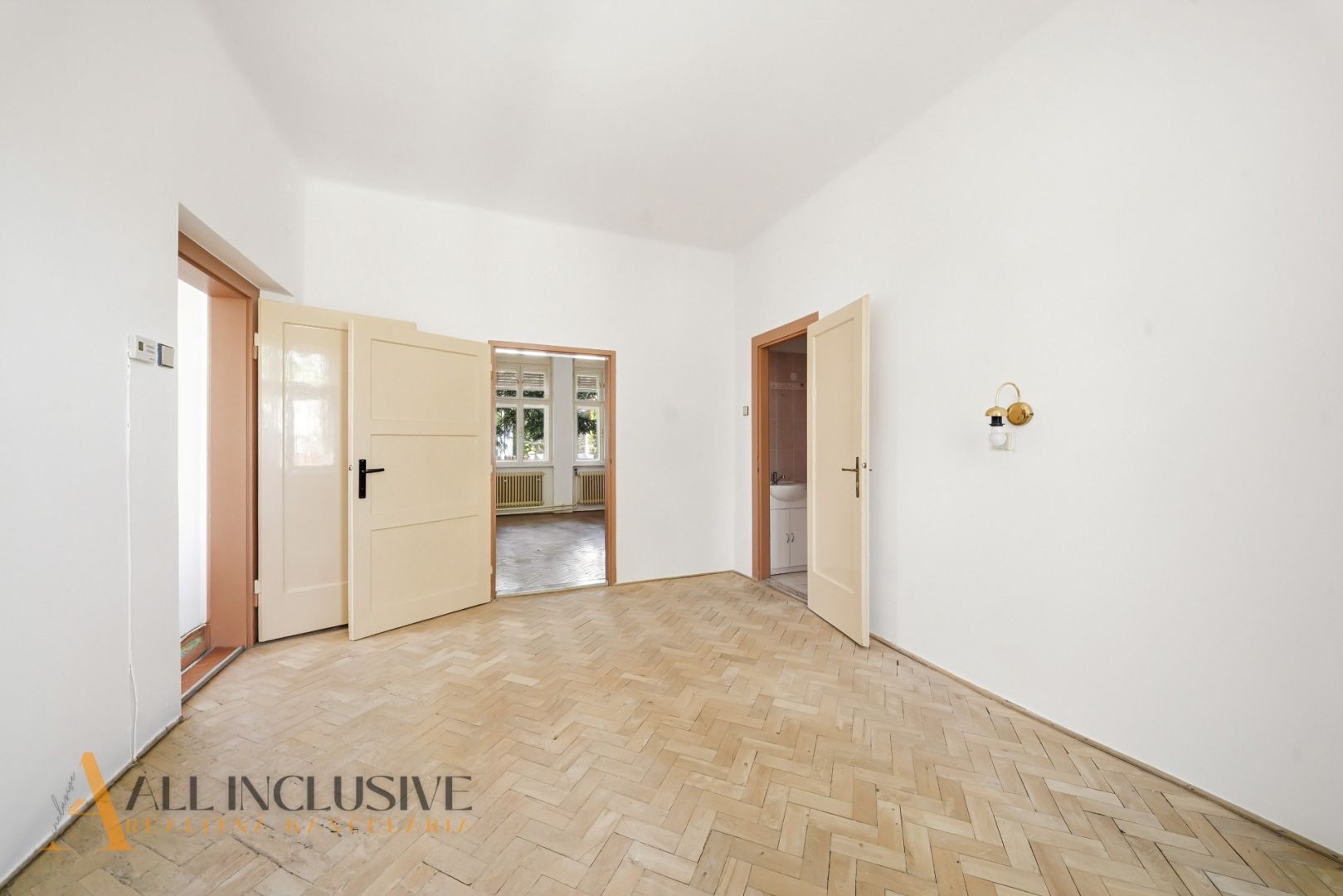 External property image