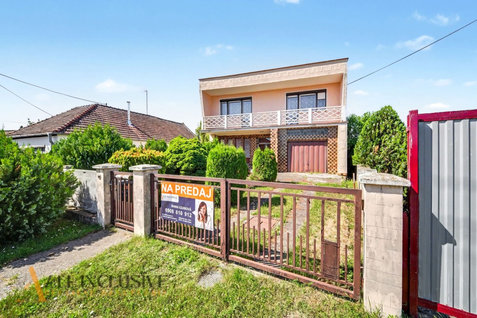 External property image