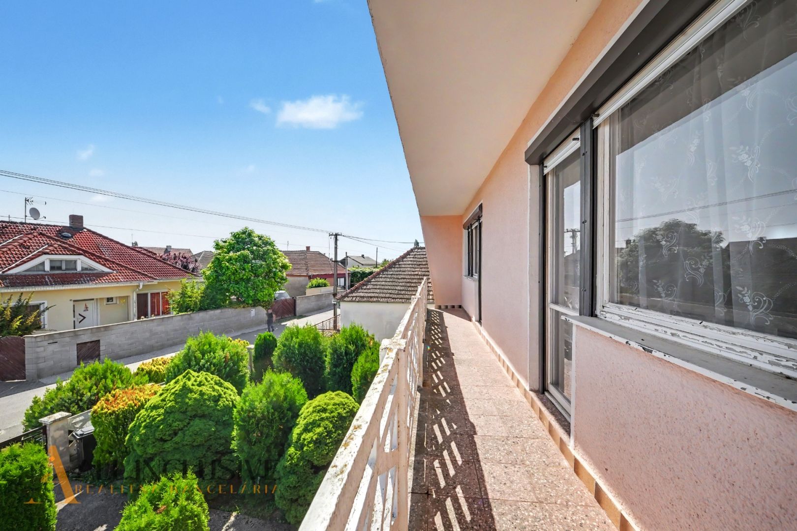 External property image