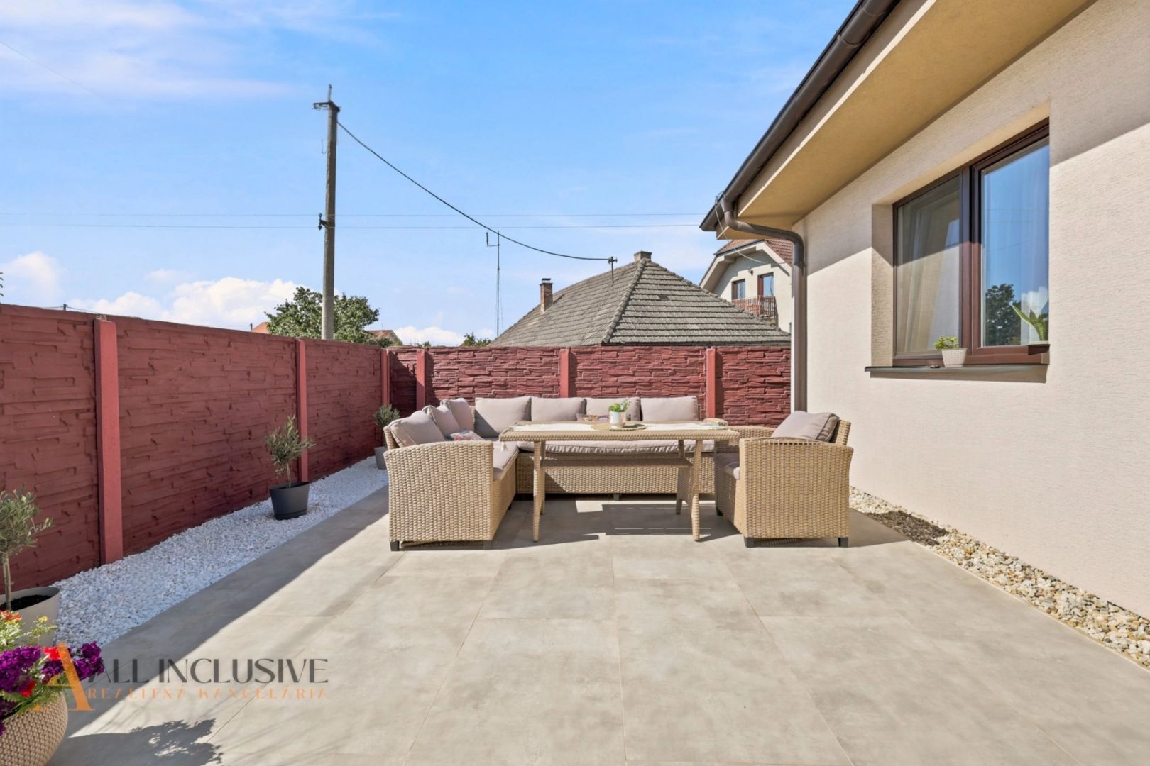 External property image