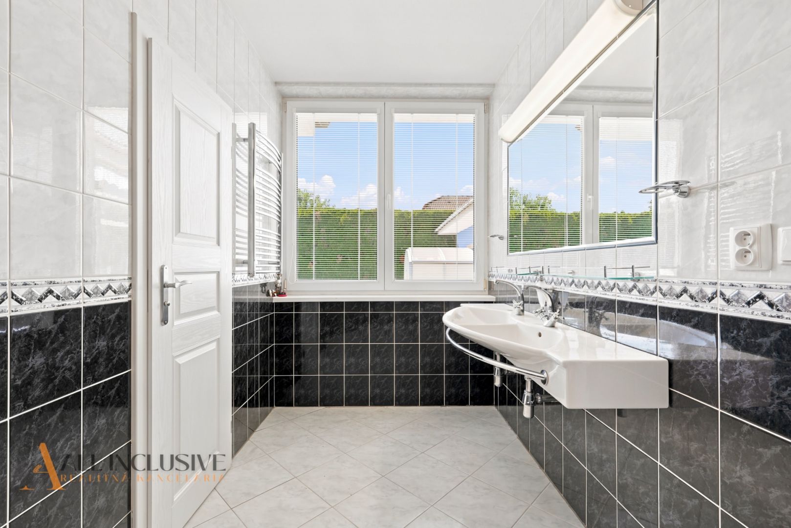External property image