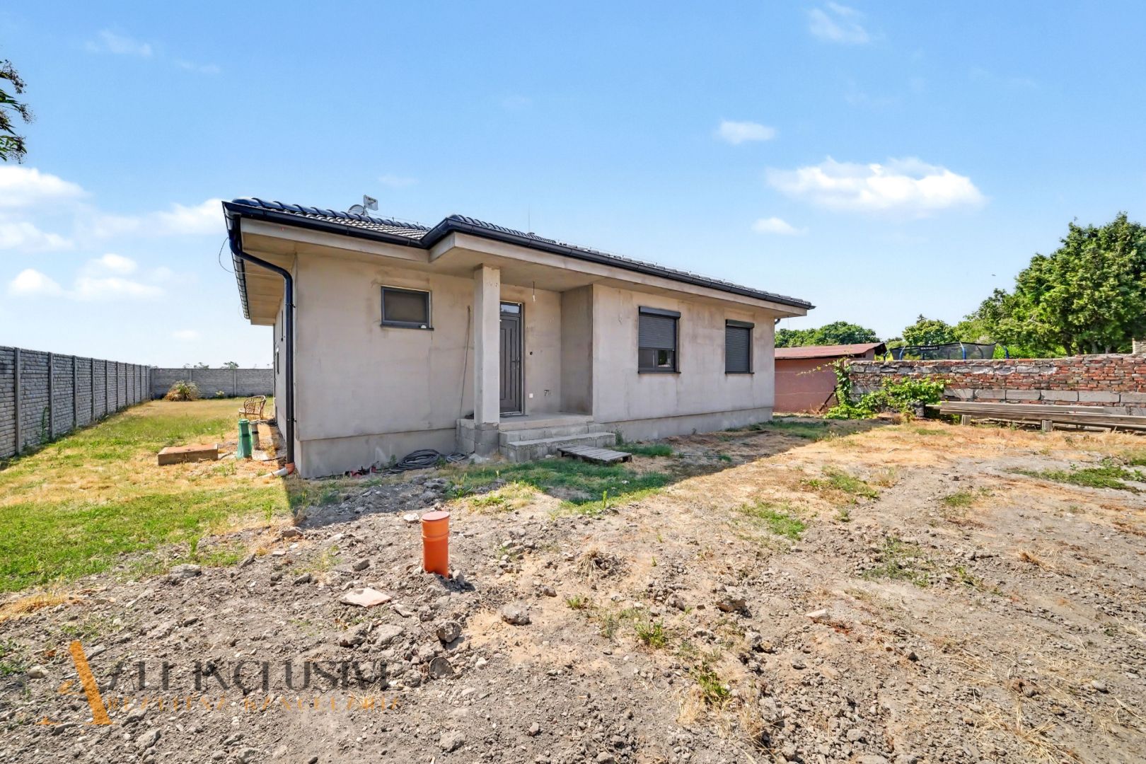 External property image