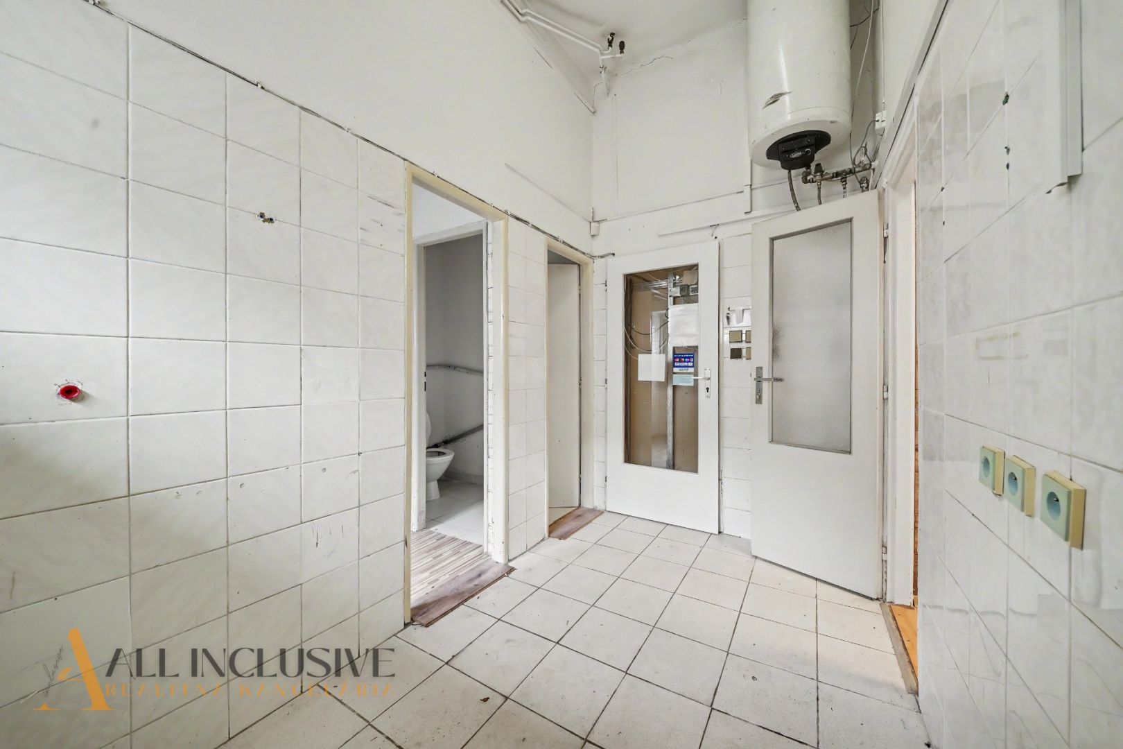 External property image