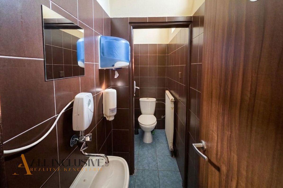 External property image