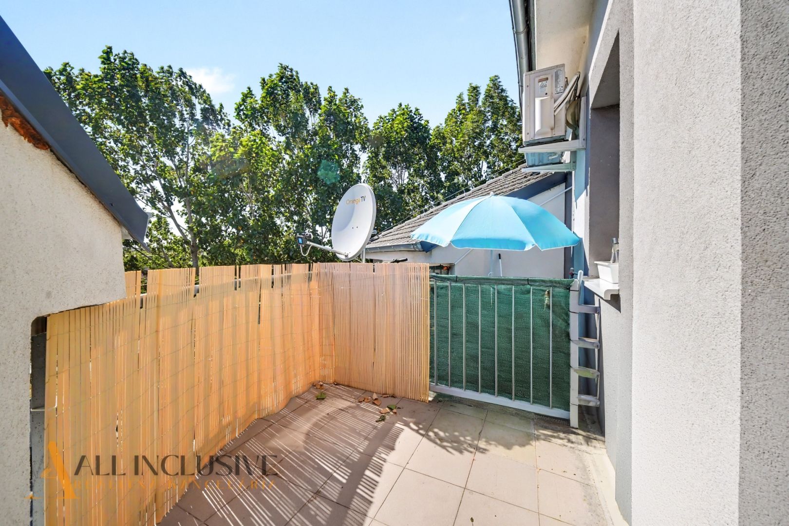 External property image