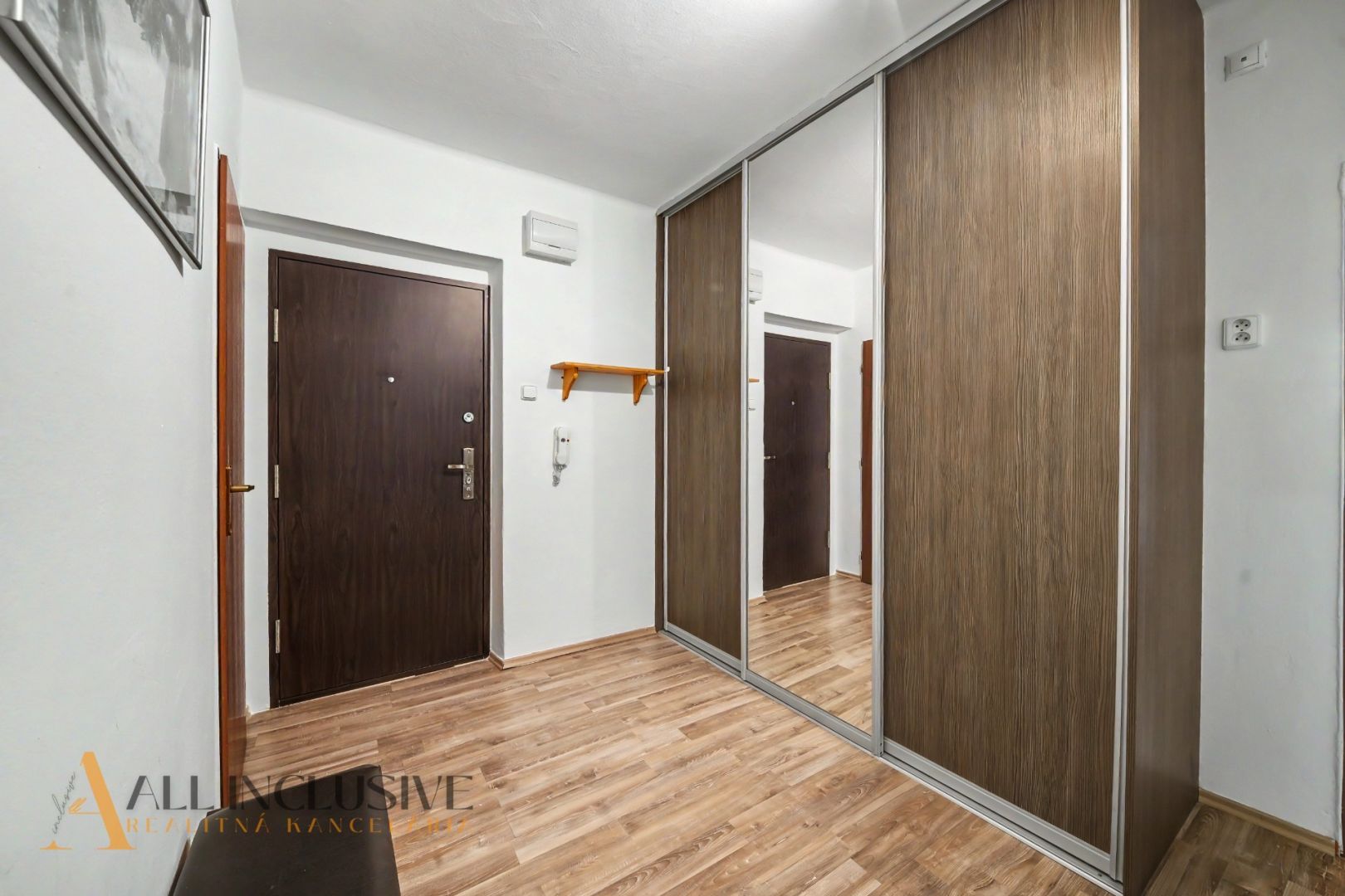 External property image