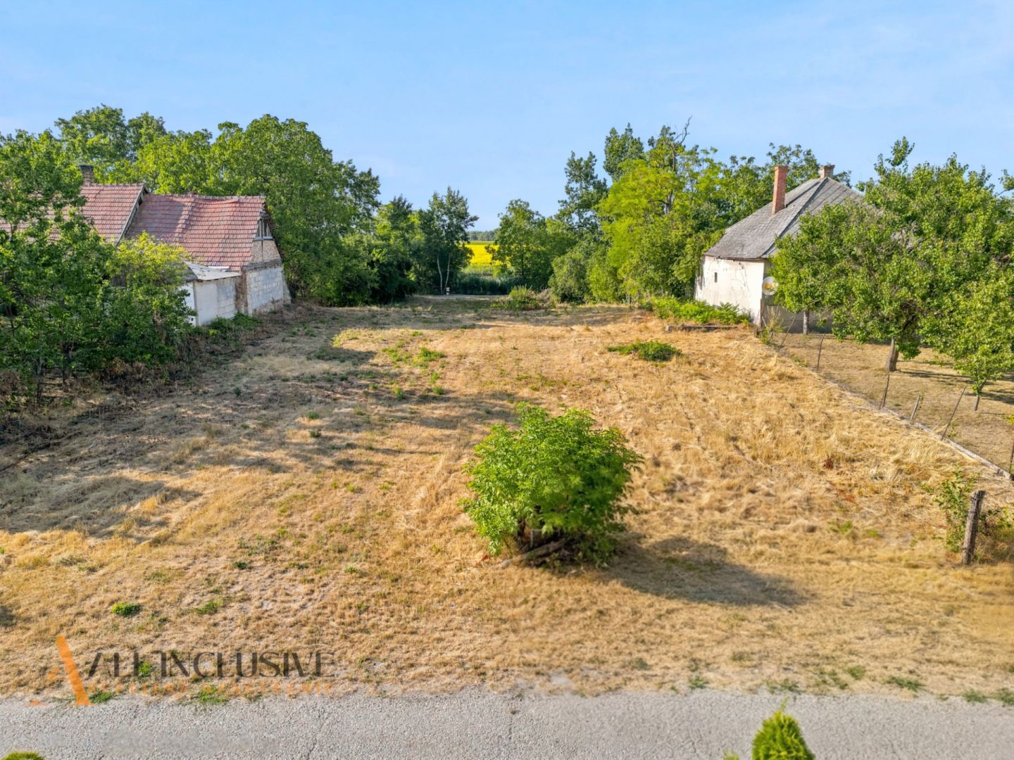 External property image