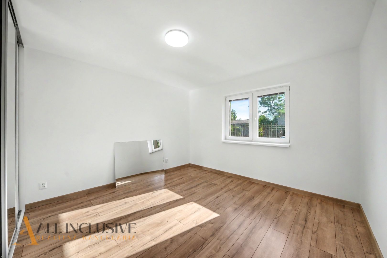 External property image
