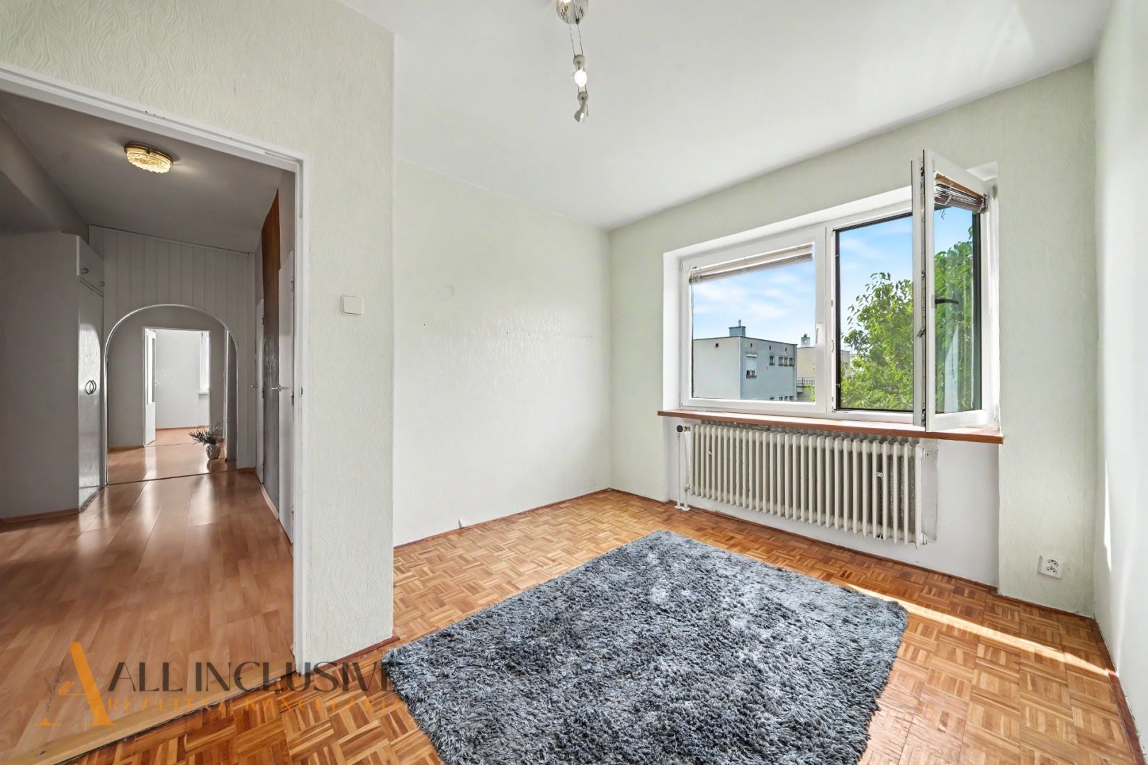 External property image