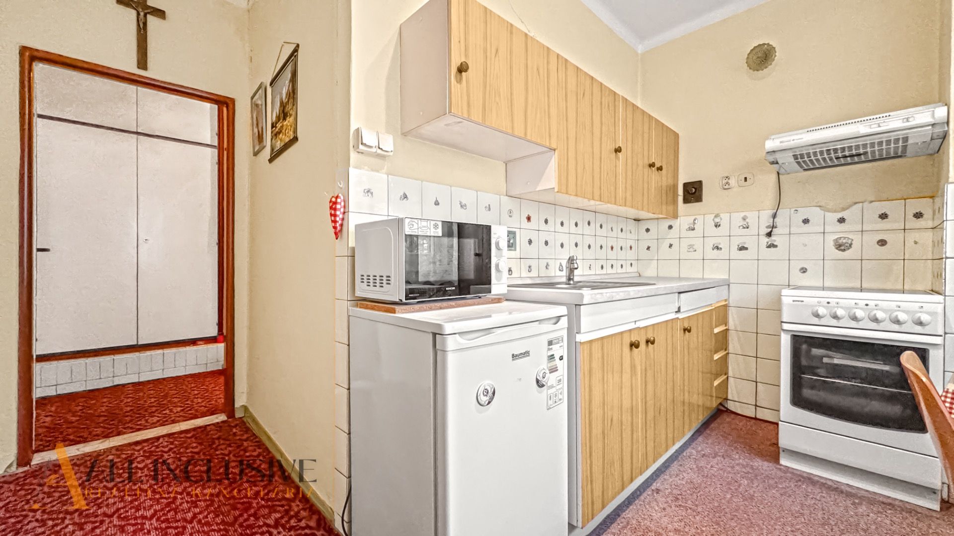 External property image