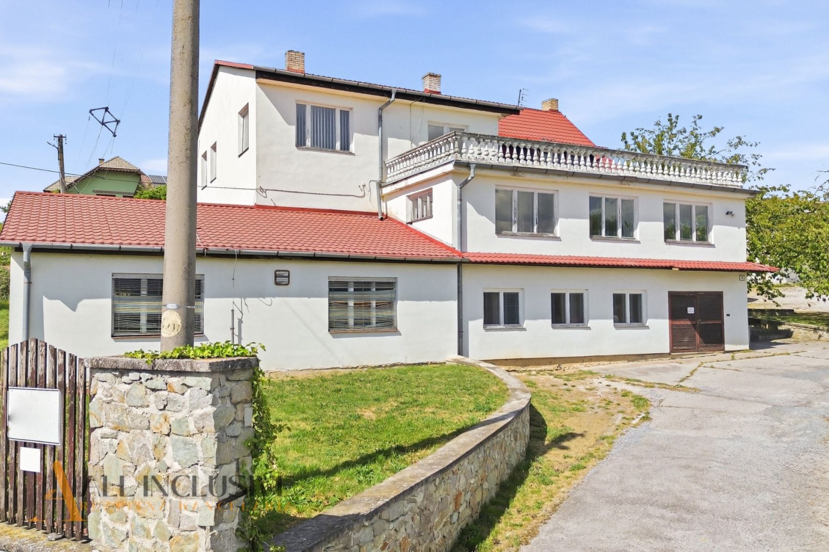 External property image