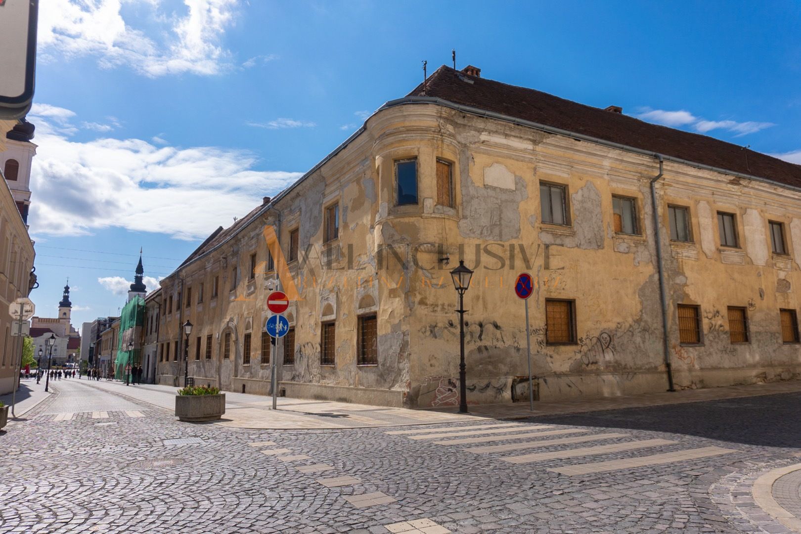 External property image