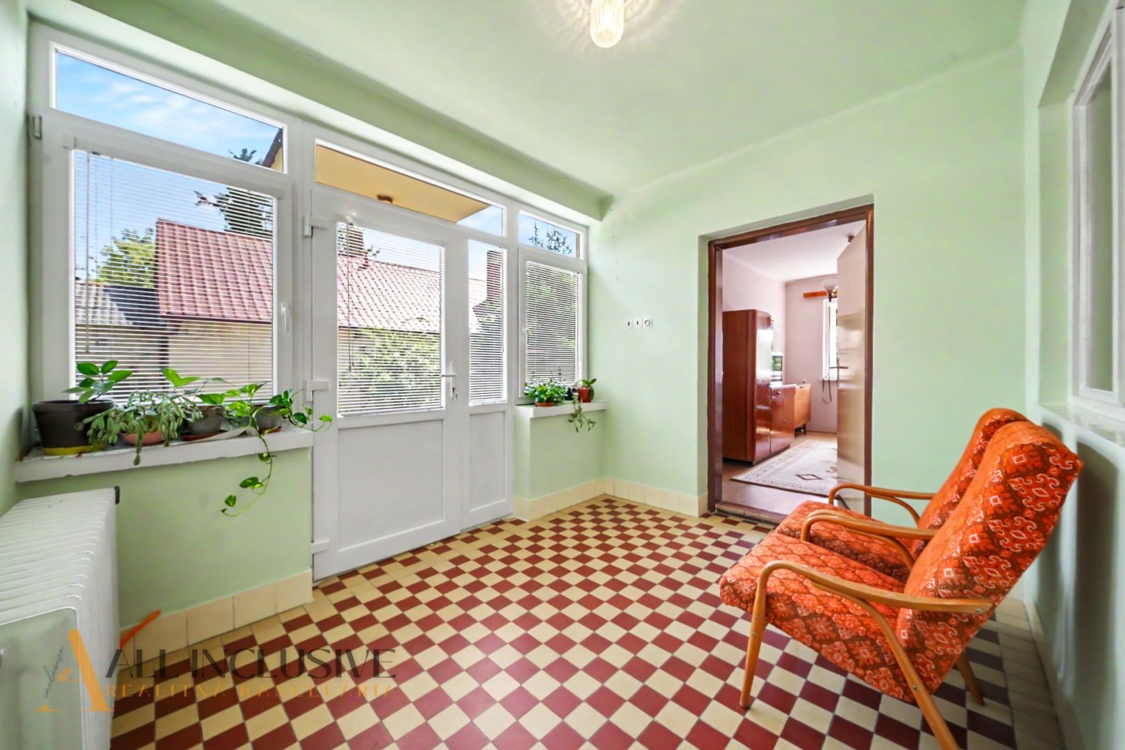 External property image