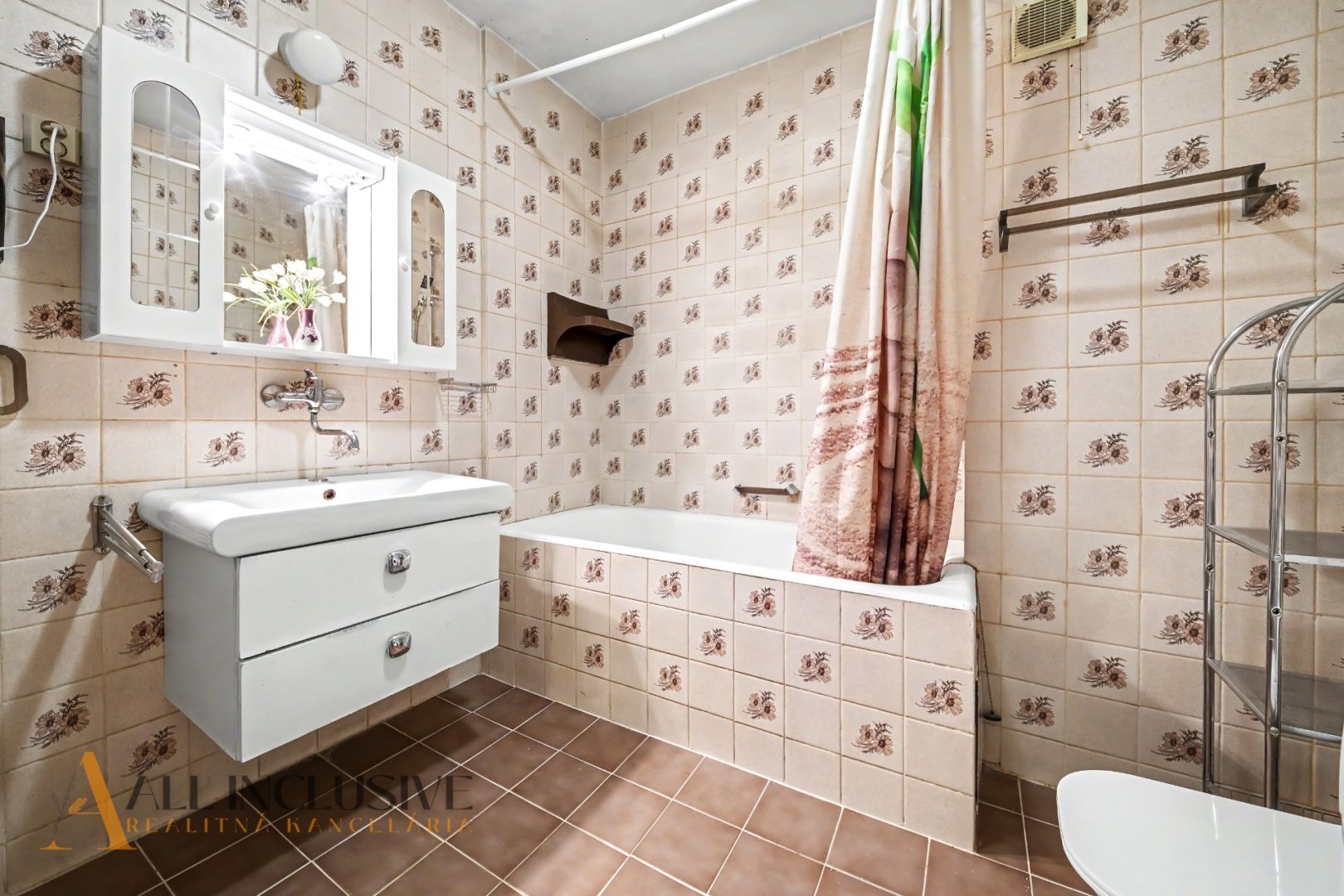 External property image