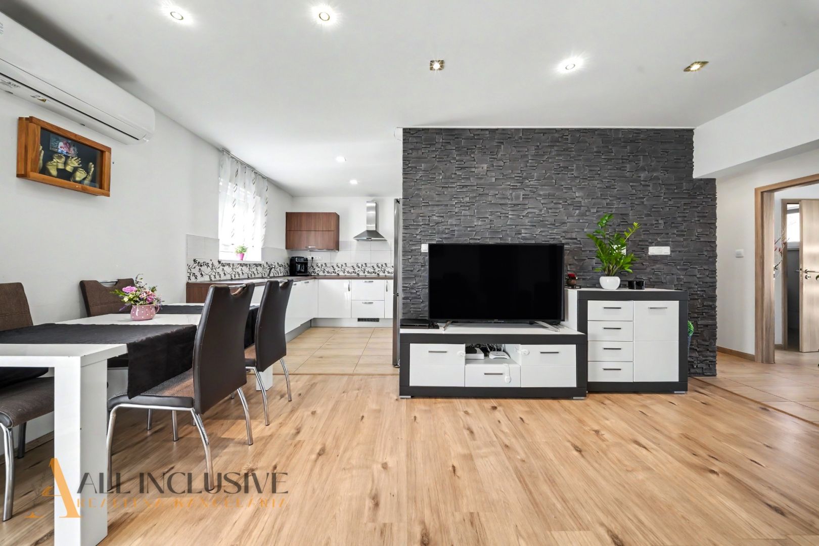 External property image