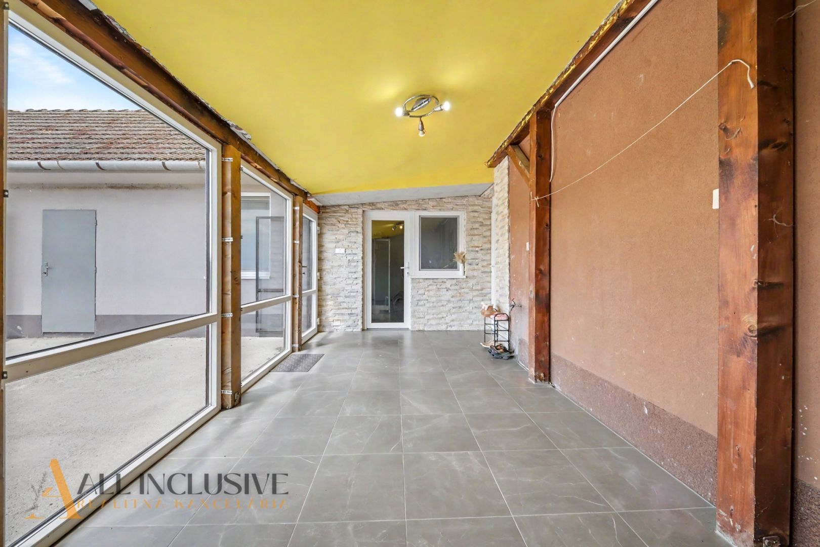 External property image