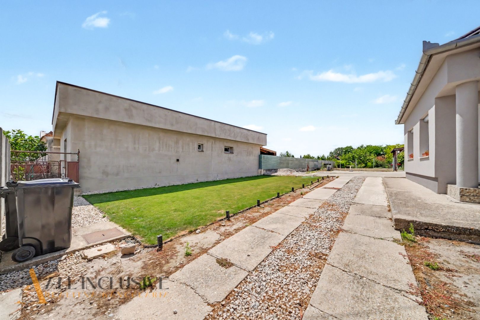 External property image