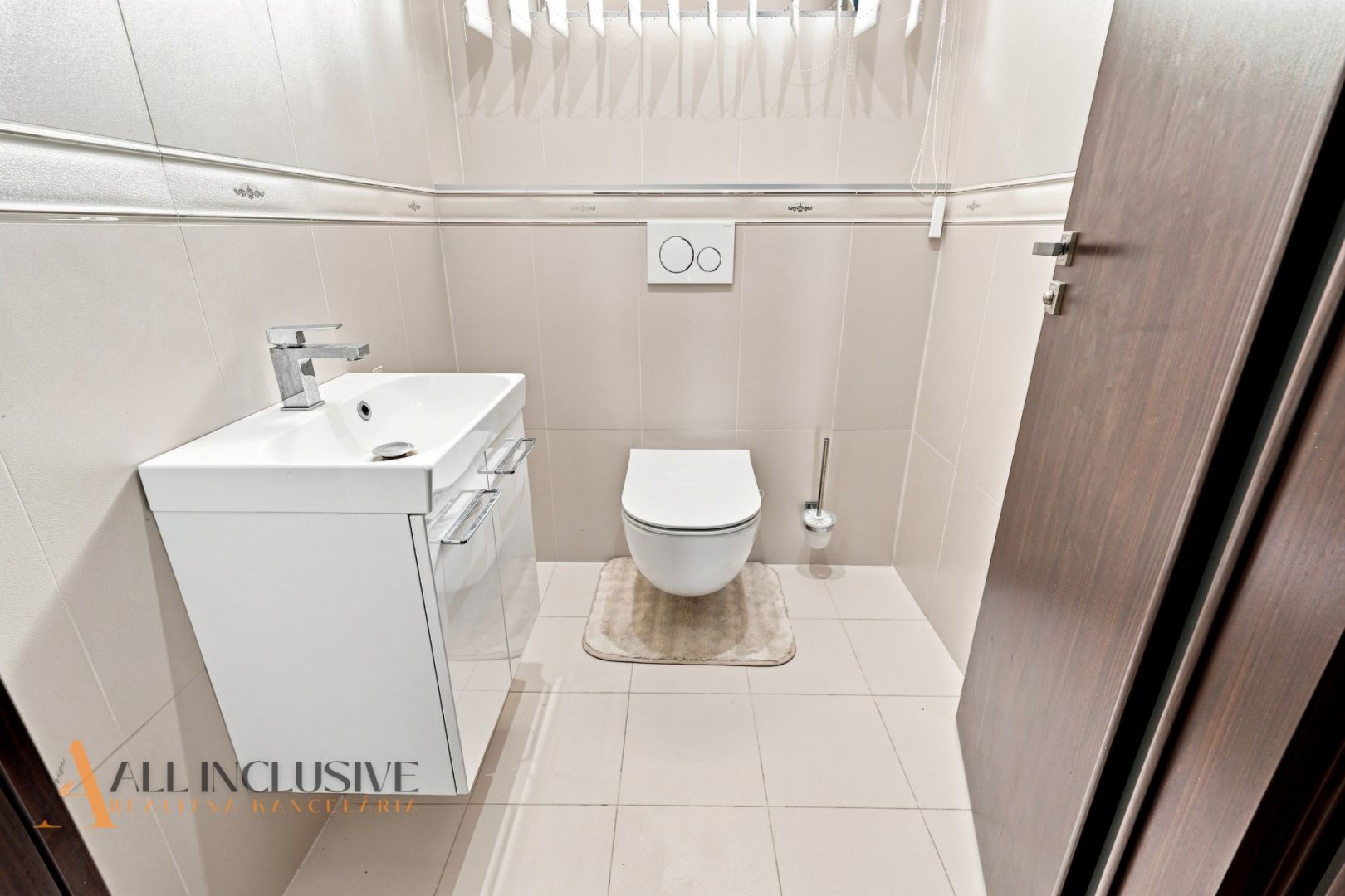 External property image