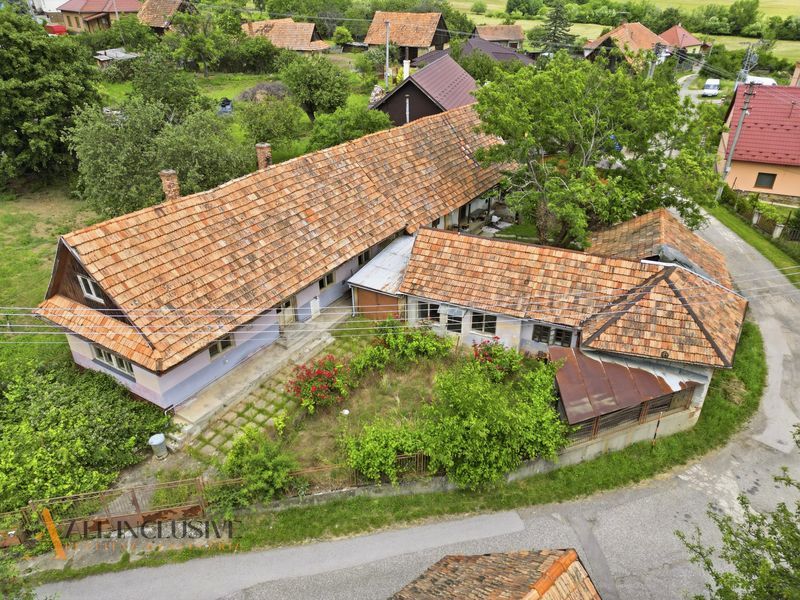 External property image