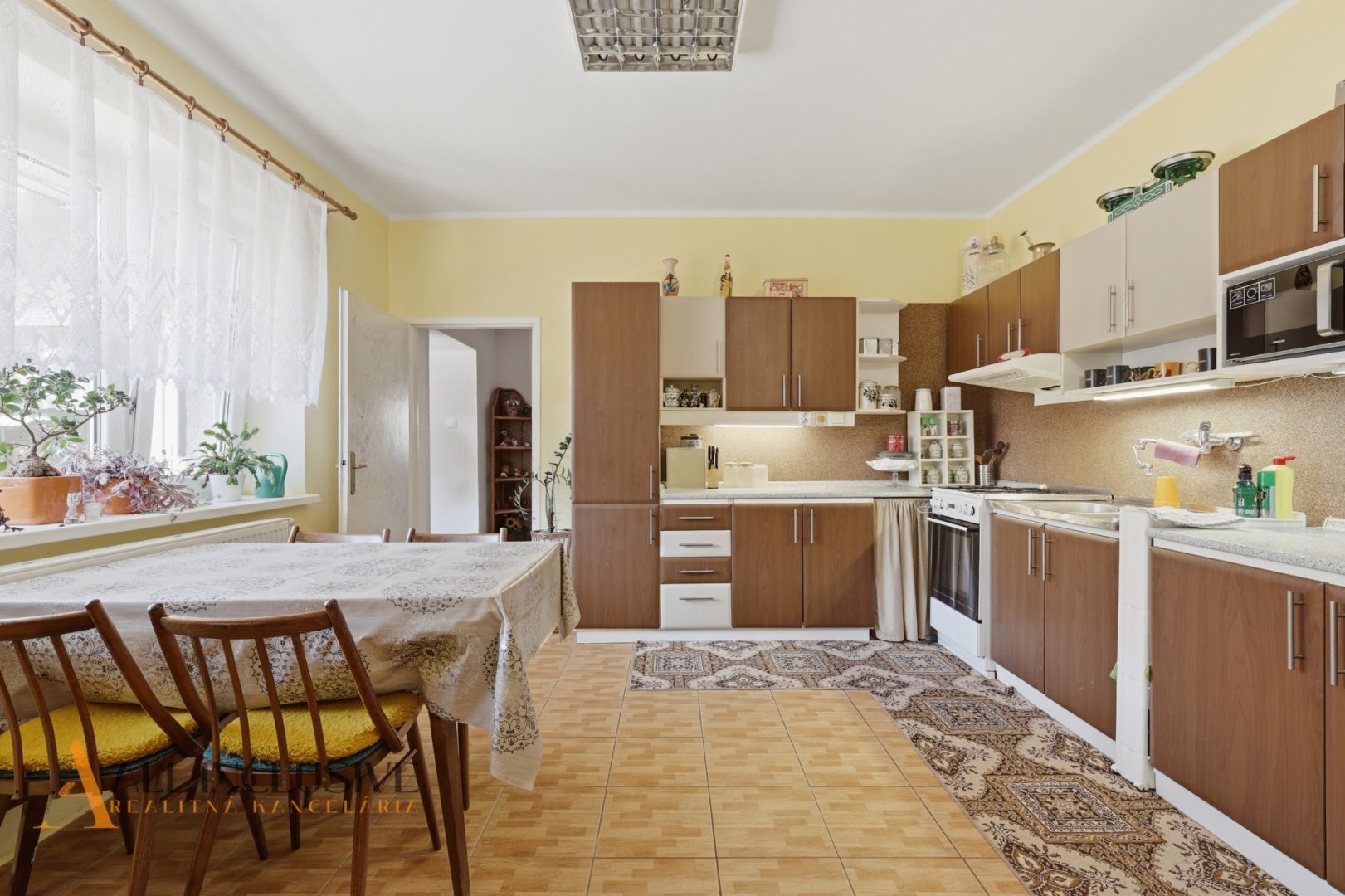 External property image